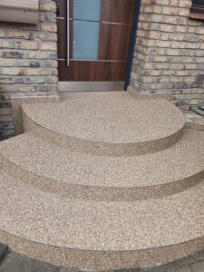 Polyester-Abdichtungen: Steinteppich zoomed